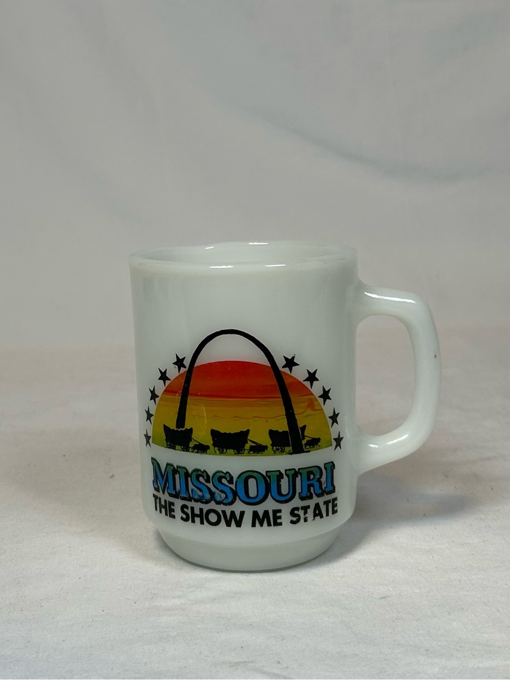 Vntg Anchor Hocking Missouri The Show Me State Milk Glass Fire King Coffee Mug
